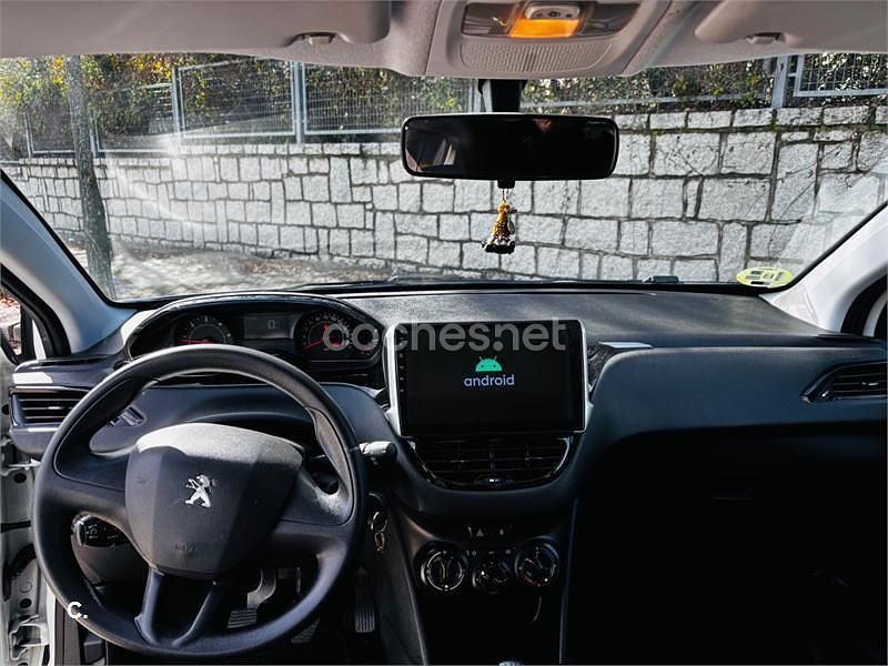 Usado Peugeot 208 Access 68 CV (50 kW) 2014 Blanco Utilitario