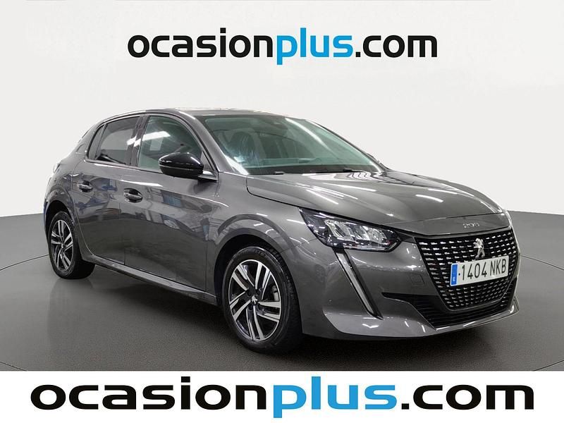 Usado Peugeot 208 Allure 102 CV (75 kW) 2023 Gris Utilitario