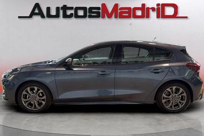 Usado Ford Focus ST-Line 126 CV (92 kW) 2023 Azul Berlina