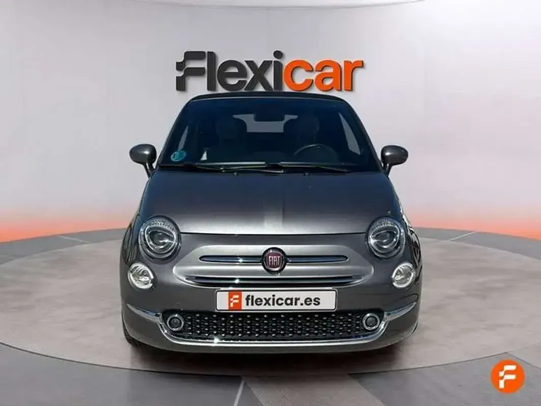 Usado Fiat 500 Dolcevita 71 CV (52 kW) 2023 Gris Descapotable