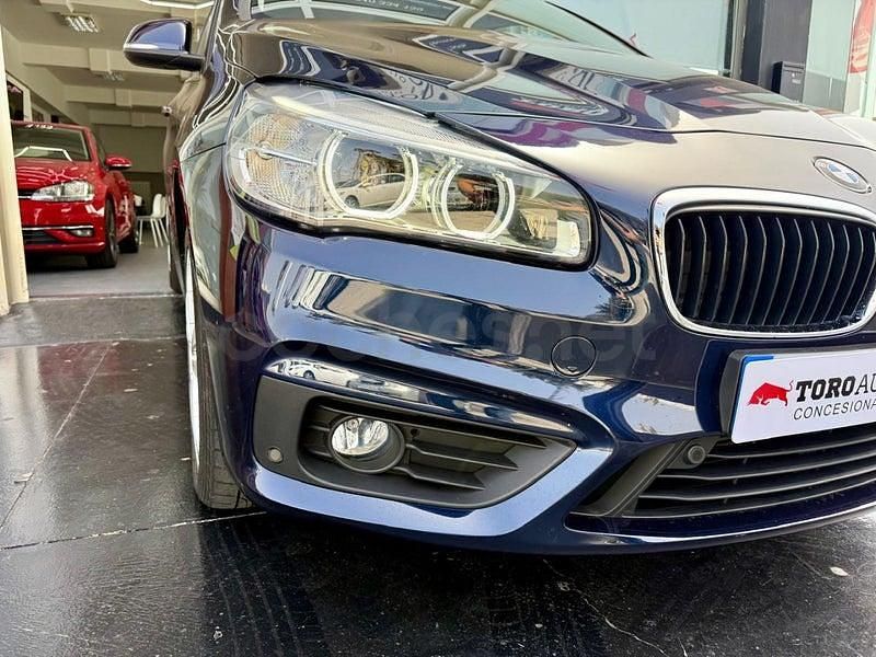 Usado BMW 218 150 CV (110 kW) 2016 Azul Familiar
