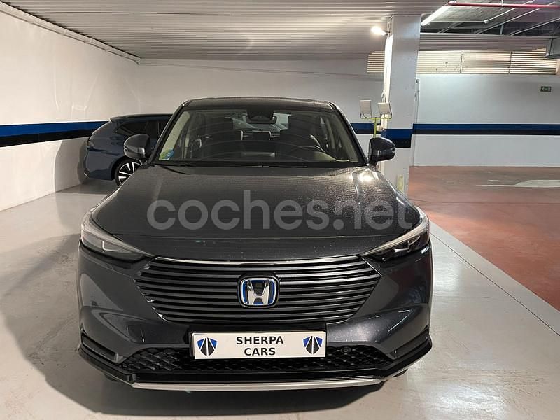 Usado Honda HR-V Elegance 131 CV (96 kW) 2024 Gris / plata SUV