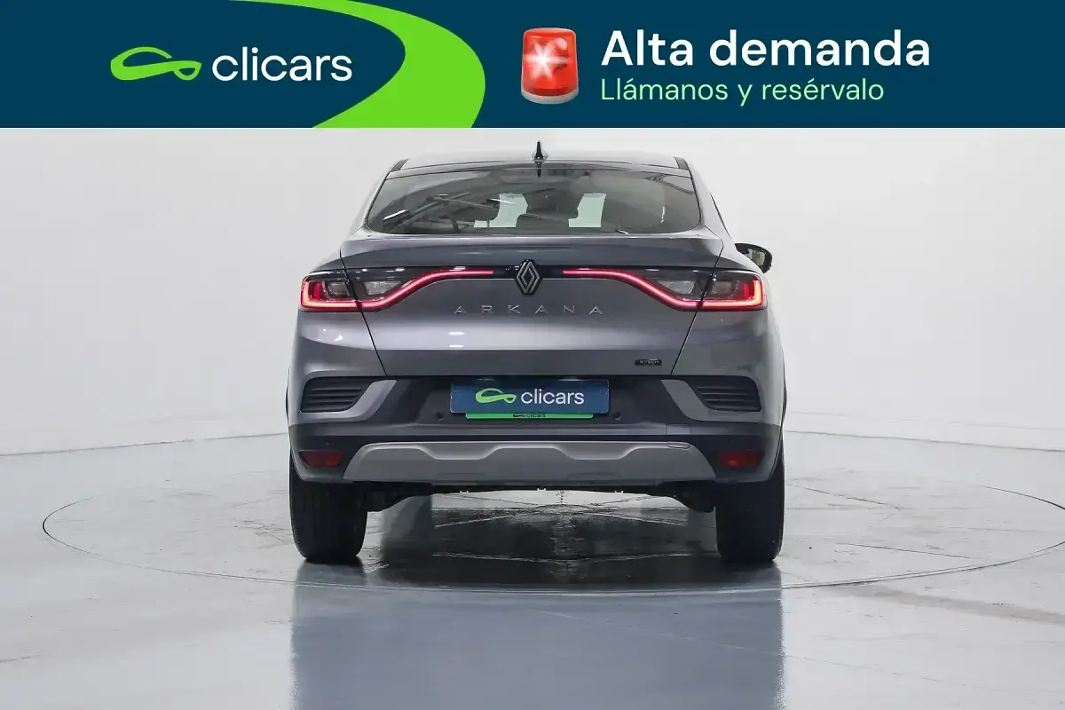 Usado Renault Arkana Evolution 94 CV (69 kW) 2025 Gris SUV