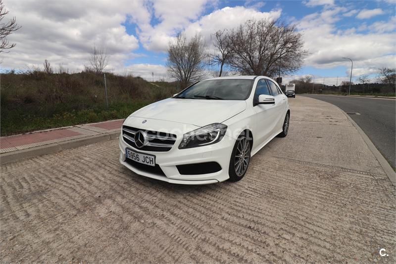 Blanco Usado 2015 Mercedes A180 AMG line Berlina | 12.000 € (Buen precio) - Imagen 1/4
