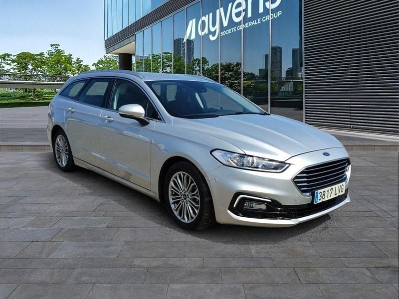 Usado Ford Mondeo Titanium 187 CV (137 kW) 2021 Gris Familiar