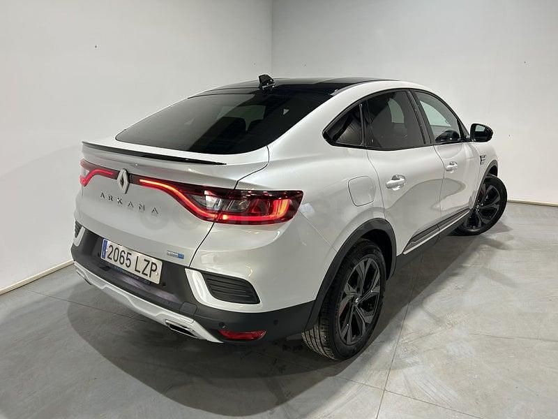 Usado Renault Arkana RS Line 145 CV (106 kW) 2022 Blanco SUV