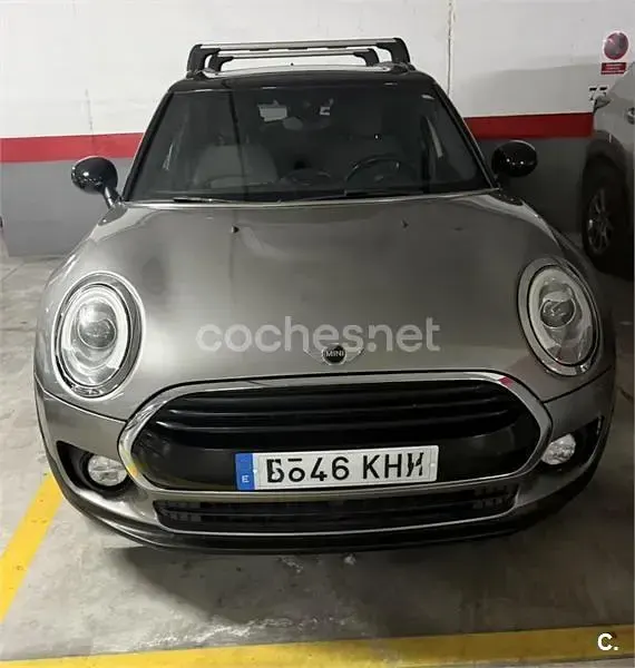 Usado Mini Cooper D Clubman 150 CV (110 kW) 2018 Gris / plata Familiar