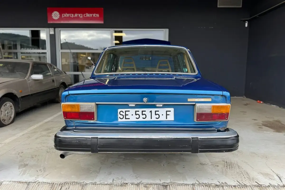 Usado Volvo 144 124 CV (91 kW) 1974 Azul Berlina
