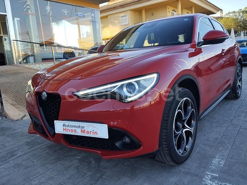 Rojo Usado 2019 Alfa Romeo Stelvio Executive SUV | 26.700 € (Precio justo) - Imagen 1/4