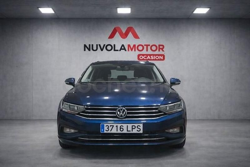 Usado VW Passat Executive 150 CV (110 kW) 2021 Azul Familiar