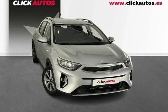 Usado Kia Stonic 84 CV (61 kW) 2024 Negro SUV