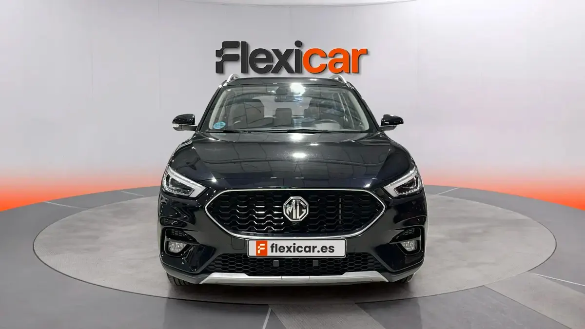 Usado MG ZS Luxury 106 CV (77 kW) 2022 Negro SUV