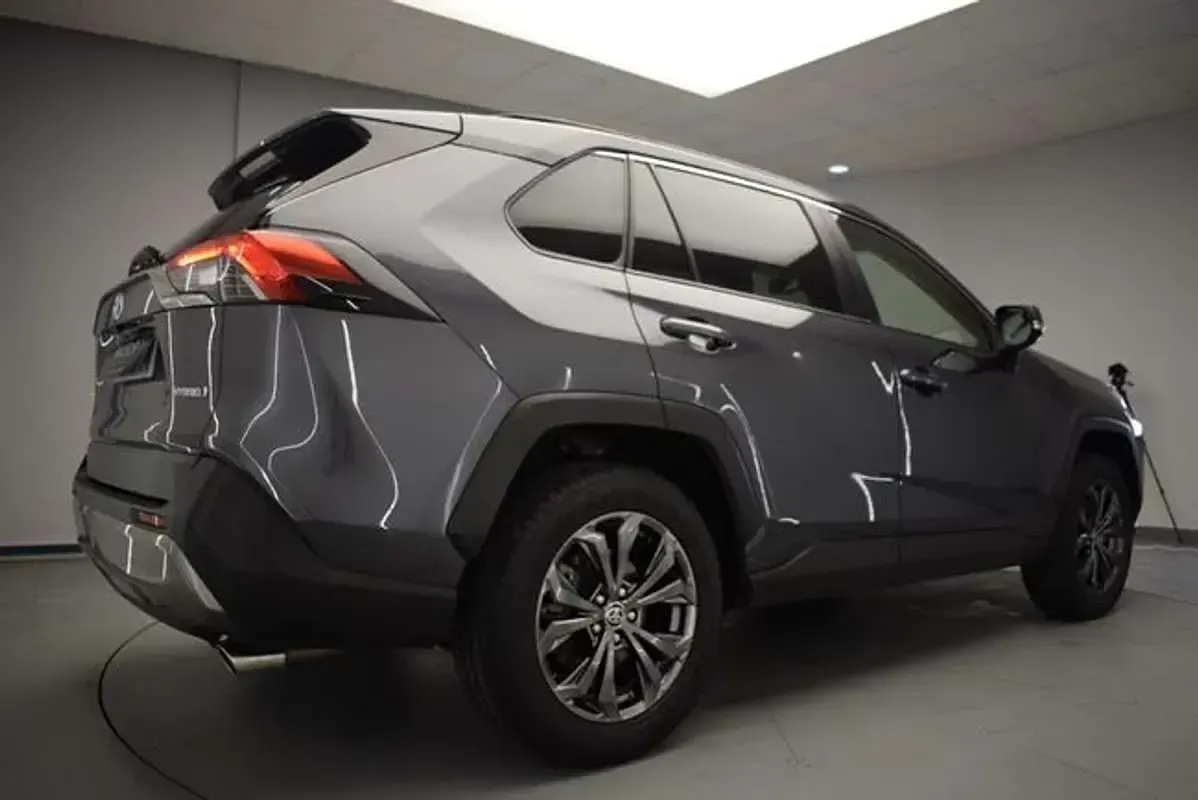 Usado Toyota RAV4 Hybrid Advance 218 CV (160 kW) 2022 Gris SUV