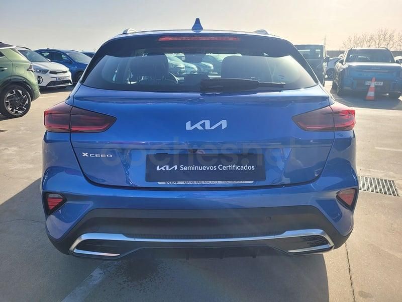 Usado Kia XCeed 100 CV (73 kW) 2025 Azul SUV
