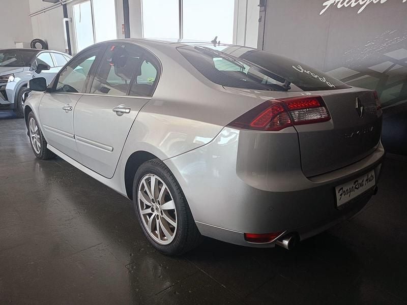 Usado Renault Laguna III Bose Edition 150 CV (110 kW) 2013 Gris Berlina