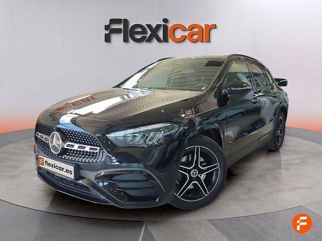 Usado Mercedes GLA200 150 CV (110 kW) 2024 Negro SUV