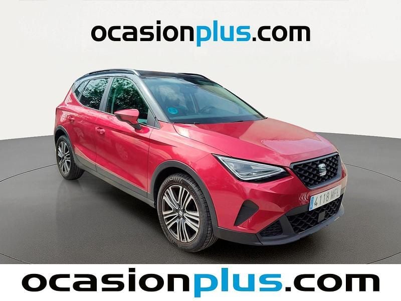 Usado Seat Arona Style 110 CV (80 kW) 2023 Rojo SUV