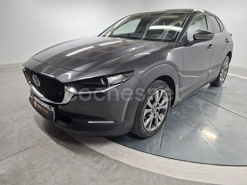 Gris / plata Usado 2021 Mazda CX-30 SUV | 24.490 € (Precio justo) - Imagen 1/4