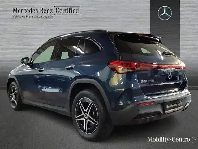 Usado Mercedes EQA250 AMG line 139 kW (190 CV) 2021 Azul denim SUV