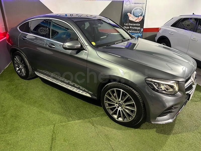 Usado Mercedes GLC250 204 CV (150 kW) 2018 Gris / plata Coupe