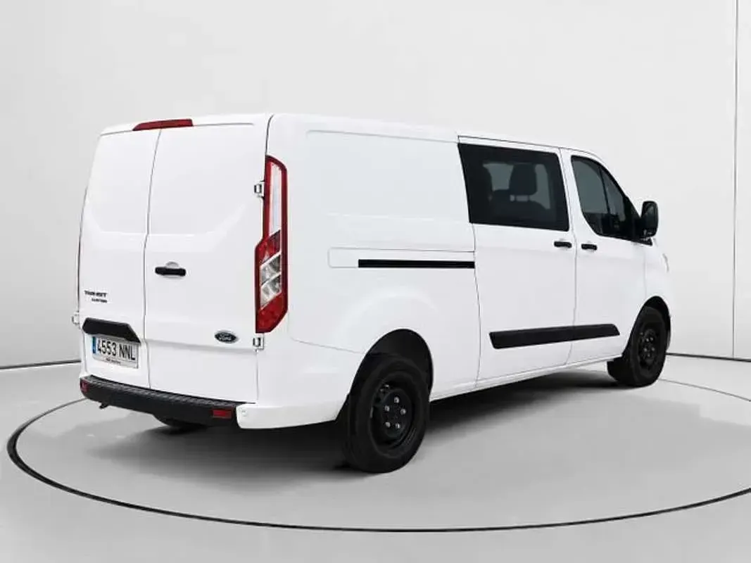 Usado Ford Transit Custom Trend 131 CV (96 kW) 2022 Blanco Van
