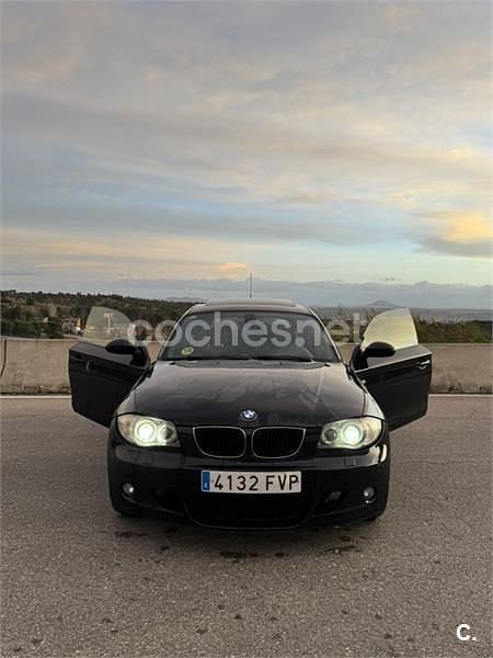Usado BMW 118 143 CV (105 kW) 2007 Negro Utilitario