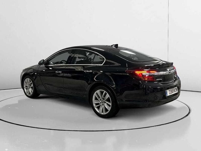 Usado Opel Insignia Excellence 136 CV (100 kW) 2017 Negro Familiar
