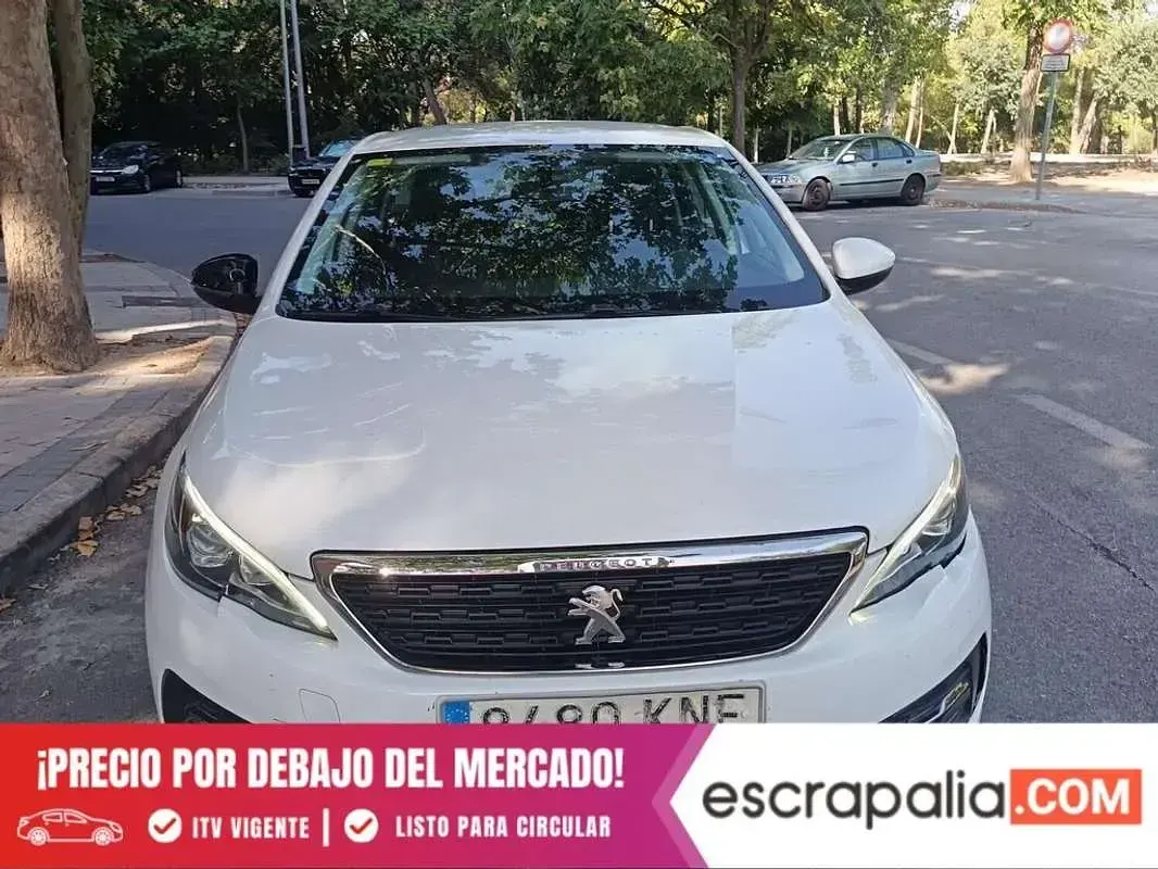 Usado Peugeot 308 SW Business-Line 100 CV (73 kW) 2018 Blanco Familiar