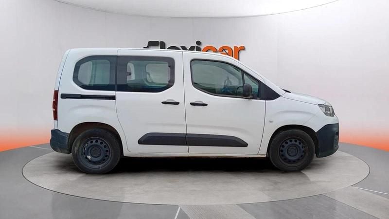 Usado Citroën Berlingo Live 102 CV (75 kW) 2020 Blanco Monovolumen