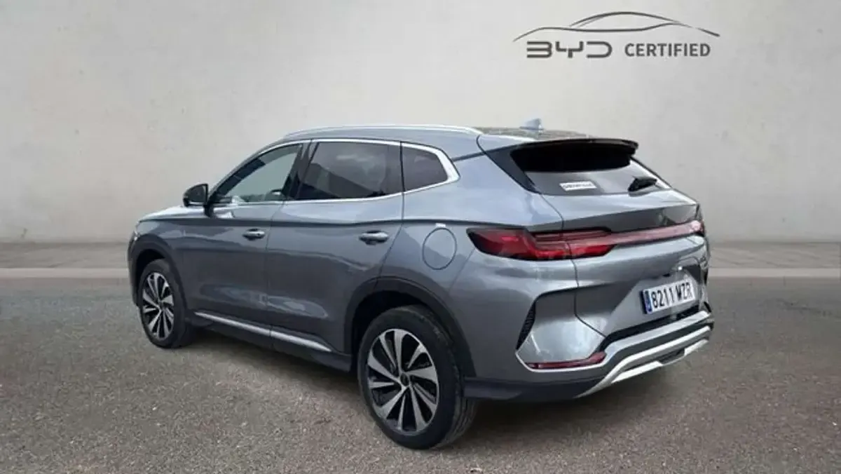Usado BYD Seal U Boost 218 CV (160 kW) 2025 Gris SUV