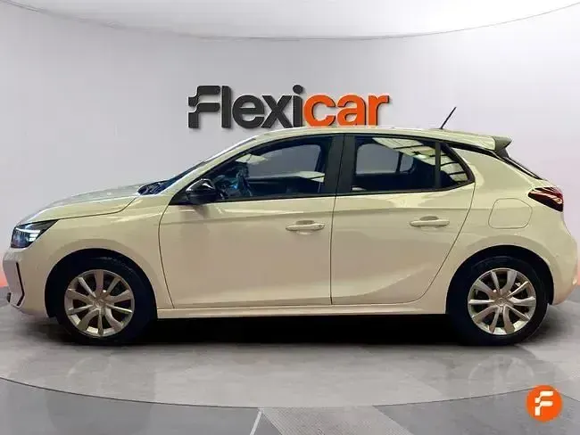 Usado Opel Corsa 100 CV (73 kW) 2023 Blanco Utilitario