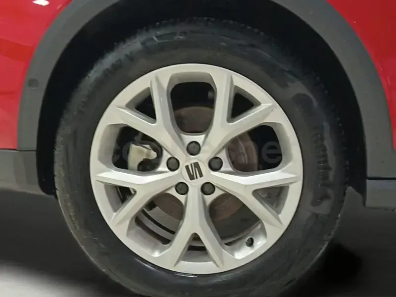 Usado Seat Arona FR 110 CV (80 kW) 2024 Rojo SUV