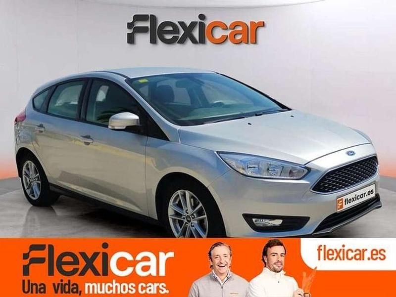 Gris Usado 2018 Ford Focus Titanium Utilitario | 11.690 € (Super precio) - Imagen 1/4