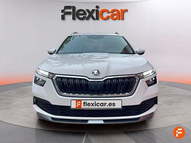 Usado Skoda Kamiq Ambition 110 CV (80 kW) 2021 Blanco SUV