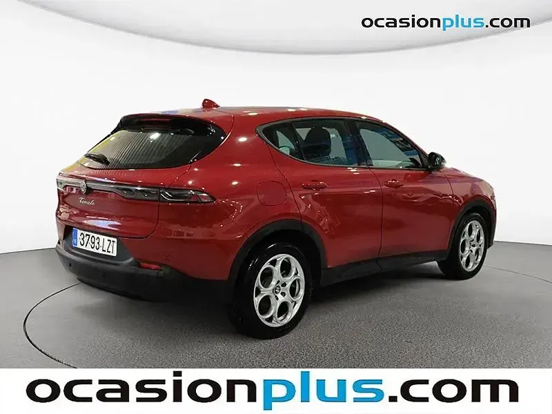 Usado Alfa Romeo Tonale Sprint 130 CV (95 kW) 2022 Rojo SUV