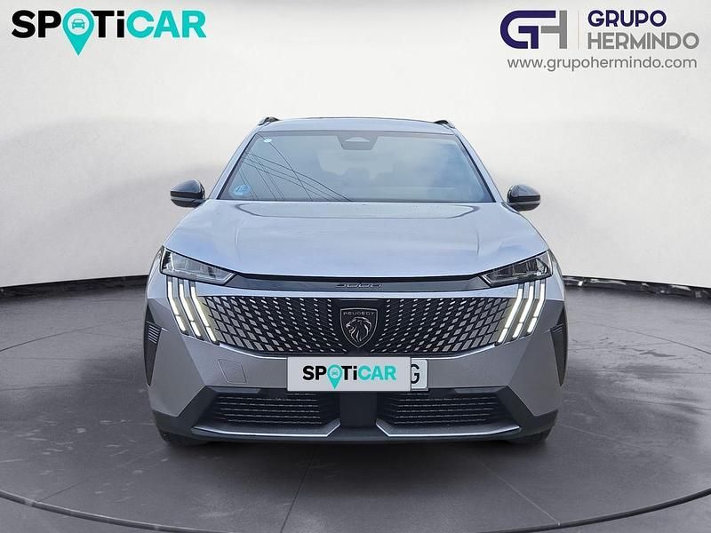 Usado Peugeot 5008 Allure 145 CV (106 kW) 2025 Gris / plata SUV