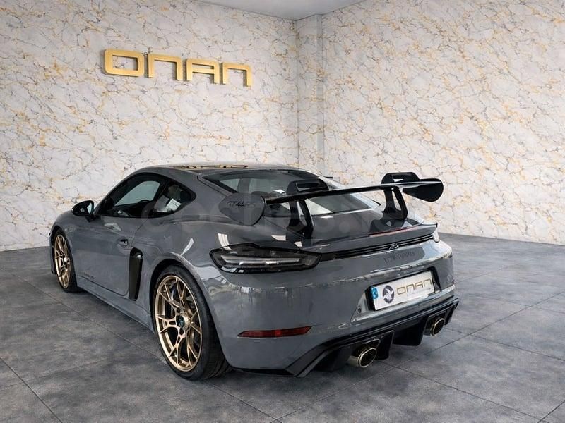 Nuevo Porsche 718 Cayman GT4 500 CV (367 kW) 2025 Gris / plata Coupe