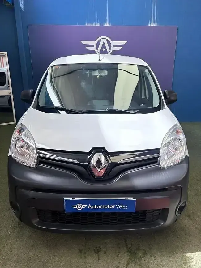 Usado Renault Kangoo 90 CV (66 kW) 2018 Blanco Monovolumen
