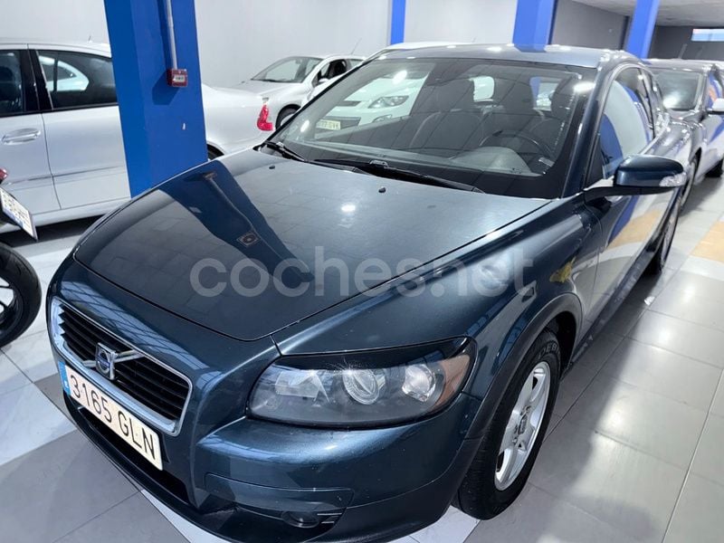 Azul Usado 2009 Volvo C30 Momentum Utilitario | 4990 € (Precio justo) - Imagen 1/4