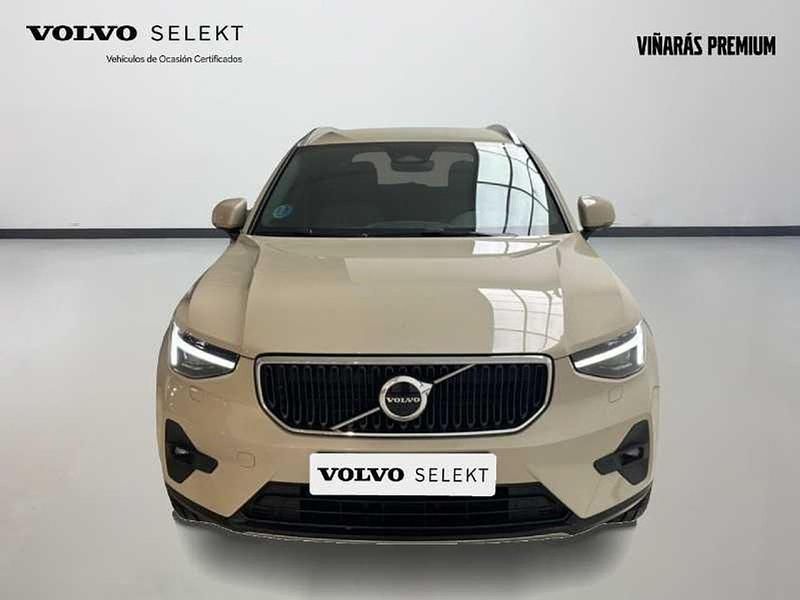Usado Volvo XC40 Core 2025 Beige SUV