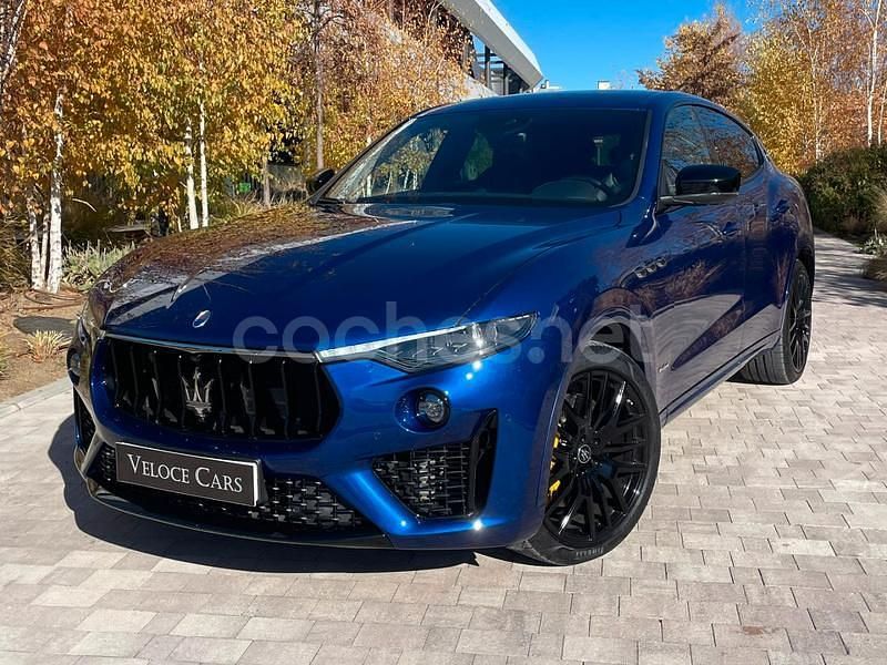 Azul Usado 2020 Maserati Levante SUV | 57.500 € (Un poco caro) - Imagen 1/4