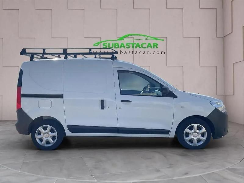 Usado Dacia Dokker Essentiel 75 HP (55 kW) 2019 Branco Monovolume