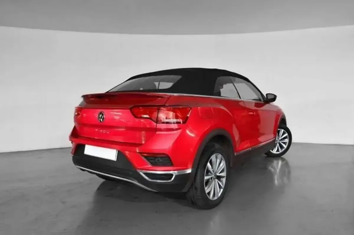 Usado VW T-Roc 110 CV (80 kW) 2021 Rojo SUV