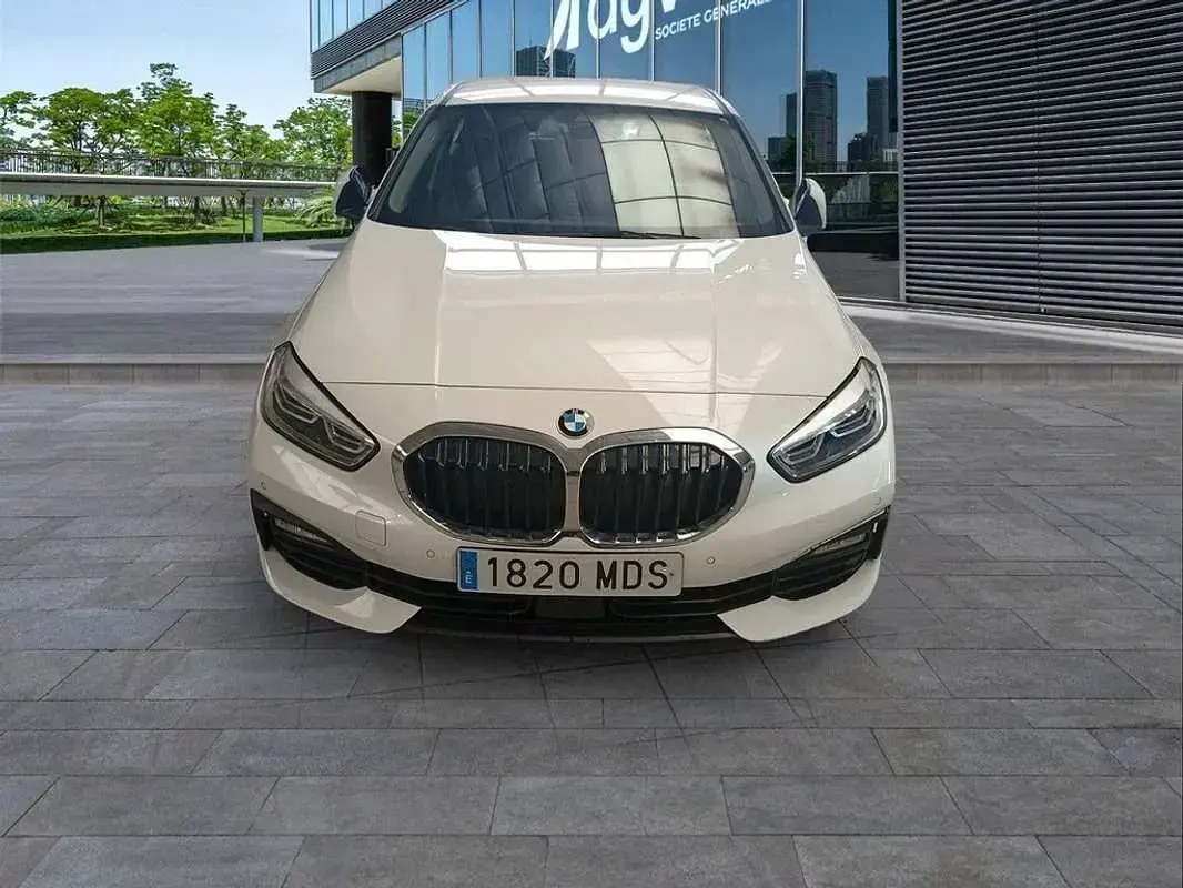 Usado BMW 116 Comfort Edition 116 CV (85 kW) 2023 Blanco Utilitario