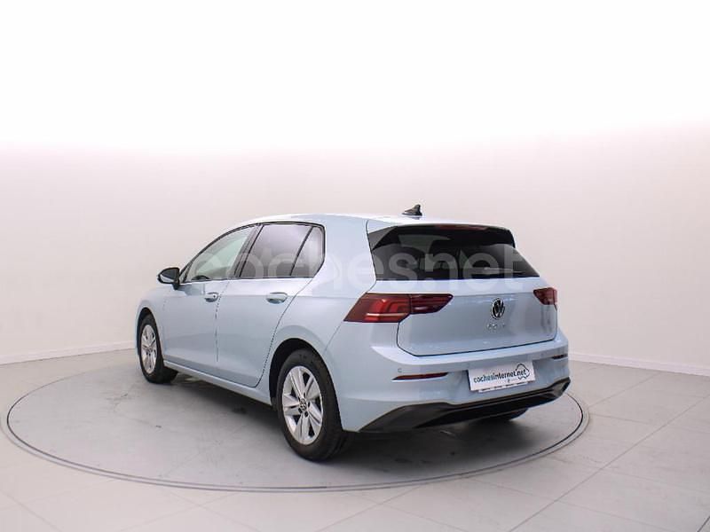 Usado VW Golf VIII 115 CV (84 kW) 2025 Azul Berlina