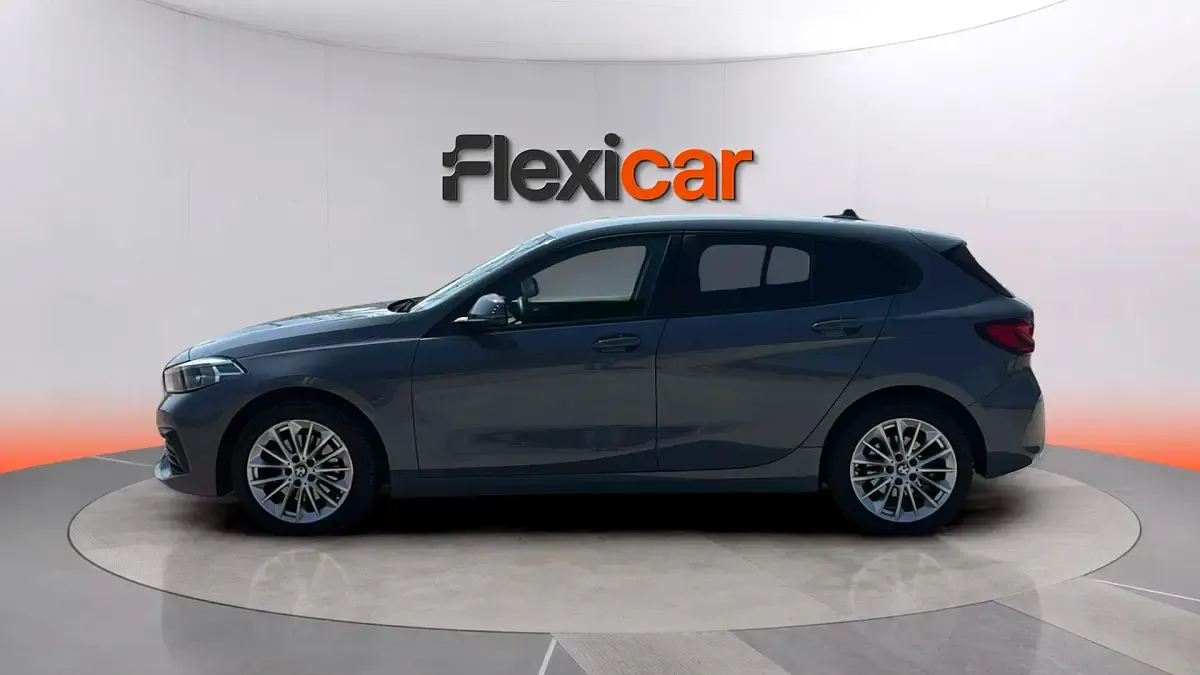 Usado BMW 118 150 CV (110 kW) 2019 Gris Berlina