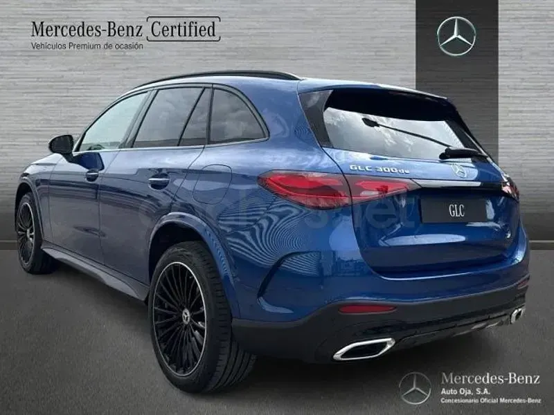 Nuevo Mercedes GLC300e 333 CV (244 kW) 2026 Azul SUV