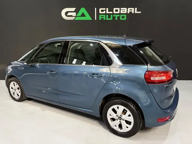 Usado Citroën C4 Picasso Live 120 CV (88 kW) 2016 Gris / plata Monovolumen