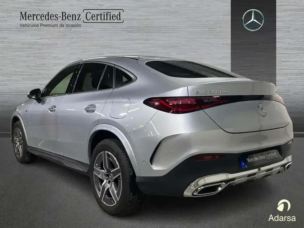Usado Mercedes GLC300de AMG line 197 CV (144 kW) 2025 SUV
