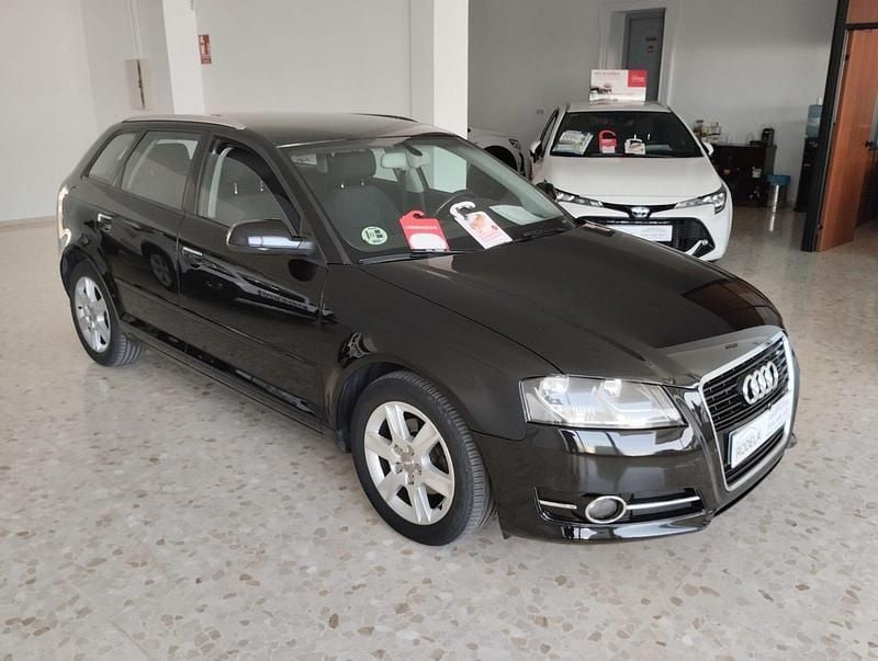 Używany Audi A3 105 KM (77 kW) 2012 Czarny Hatchback